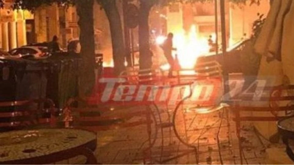 ΝΔ για επεισόδια στην Πάτρα: Η ανοχή των ΣΥΡΙΖΑ-ΑΝΕΛ στους κουκουλοφόρους εκτρέφει τη βία